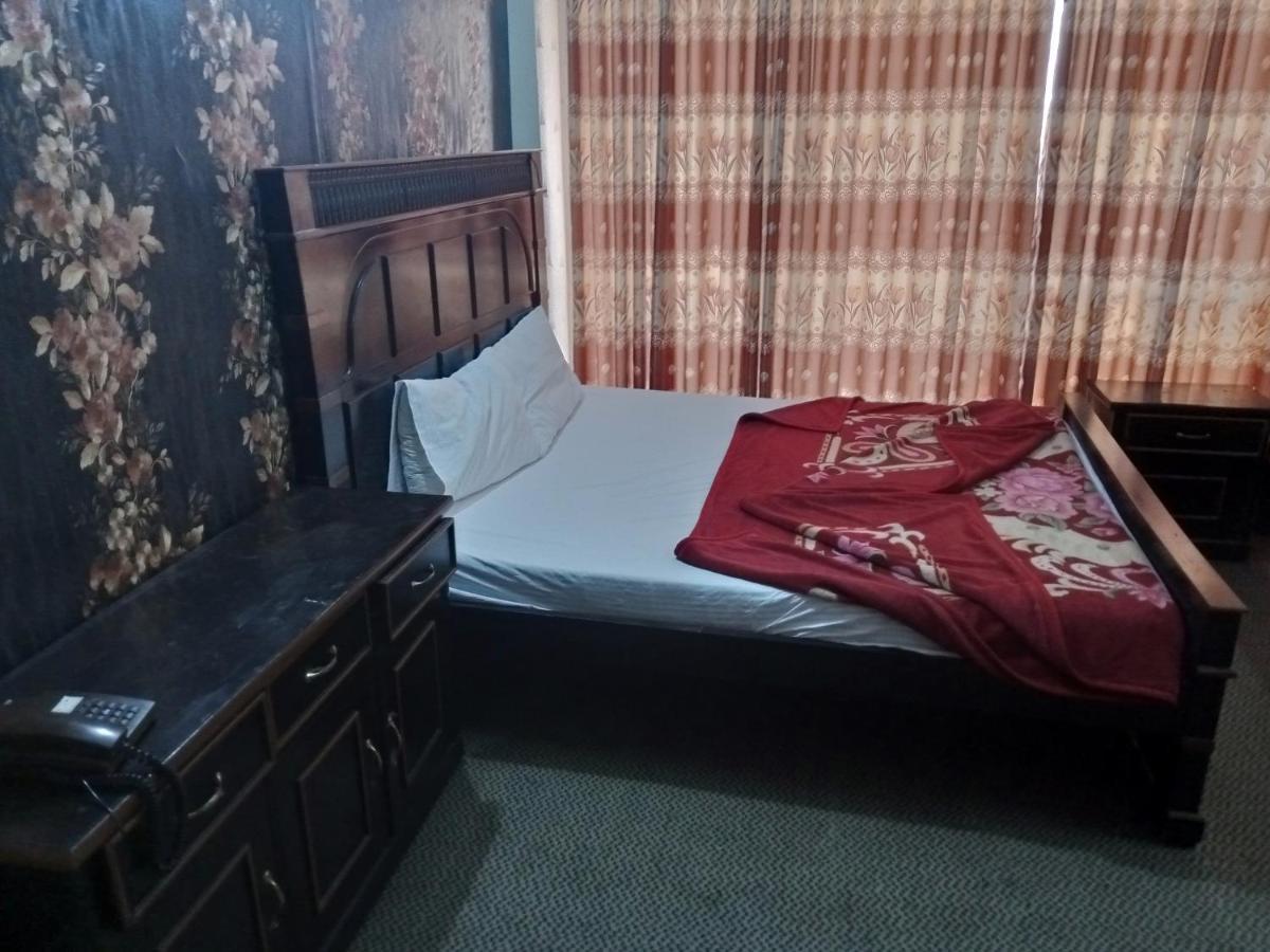 Hotel De Grand Ραβαλπίντι Εξωτερικό φωτογραφία